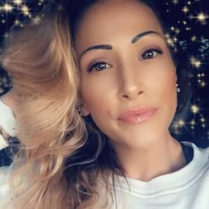 Meet your Posher, Tiffini